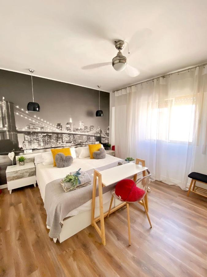 Centrico ,Moderno Y Confortable Apartament Алмерия Екстериор снимка